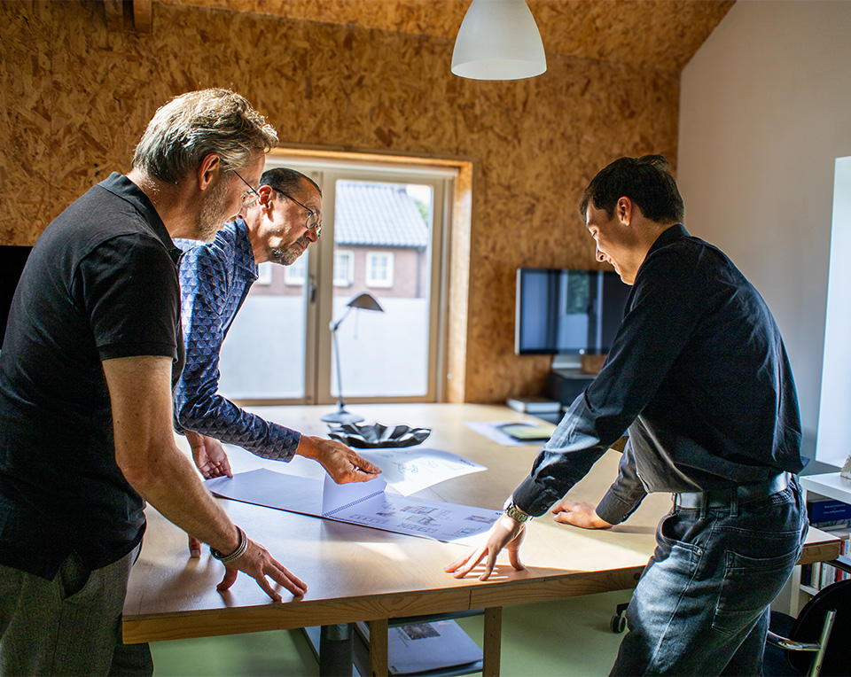 uitleg over architectuur op papier